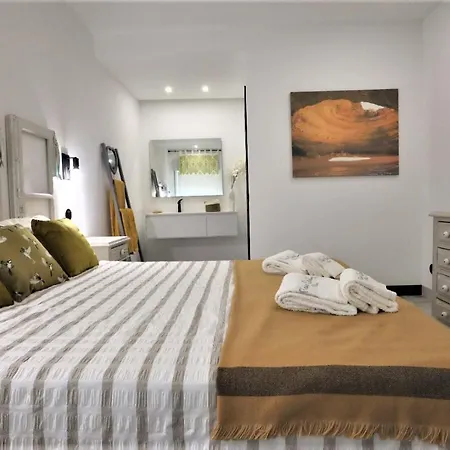 Apartment Beco Dos Quartinhos - Free Wifi - Netflix - By Bedzy