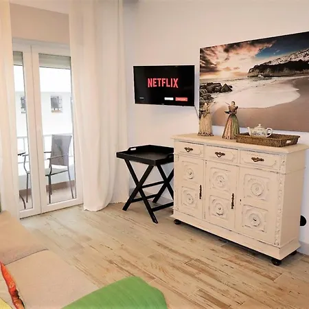 Διαμέρισμα Beco Dos Quartinhos - Free Wifi - Netflix - By Bedzy *